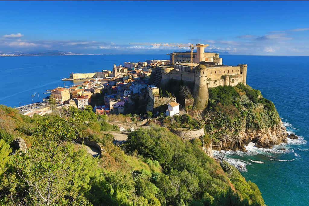 Apartmán Cento Passi Dal Mare Gaeta Exteriér fotografie